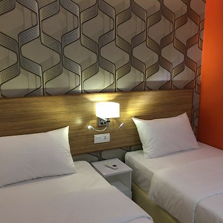 Sovotel Boutique Hotel Kota D'Sara 8 Кота Дамансара Екстериор снимка